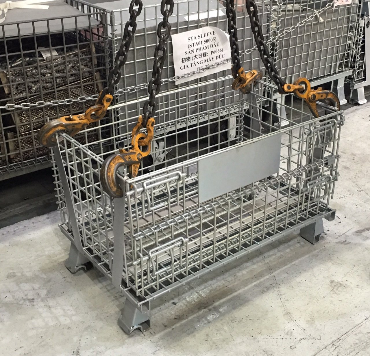 スチール製保管カゴ
